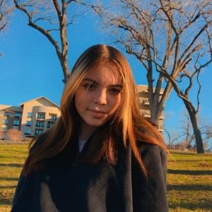 Meet your Posher, Jasmine